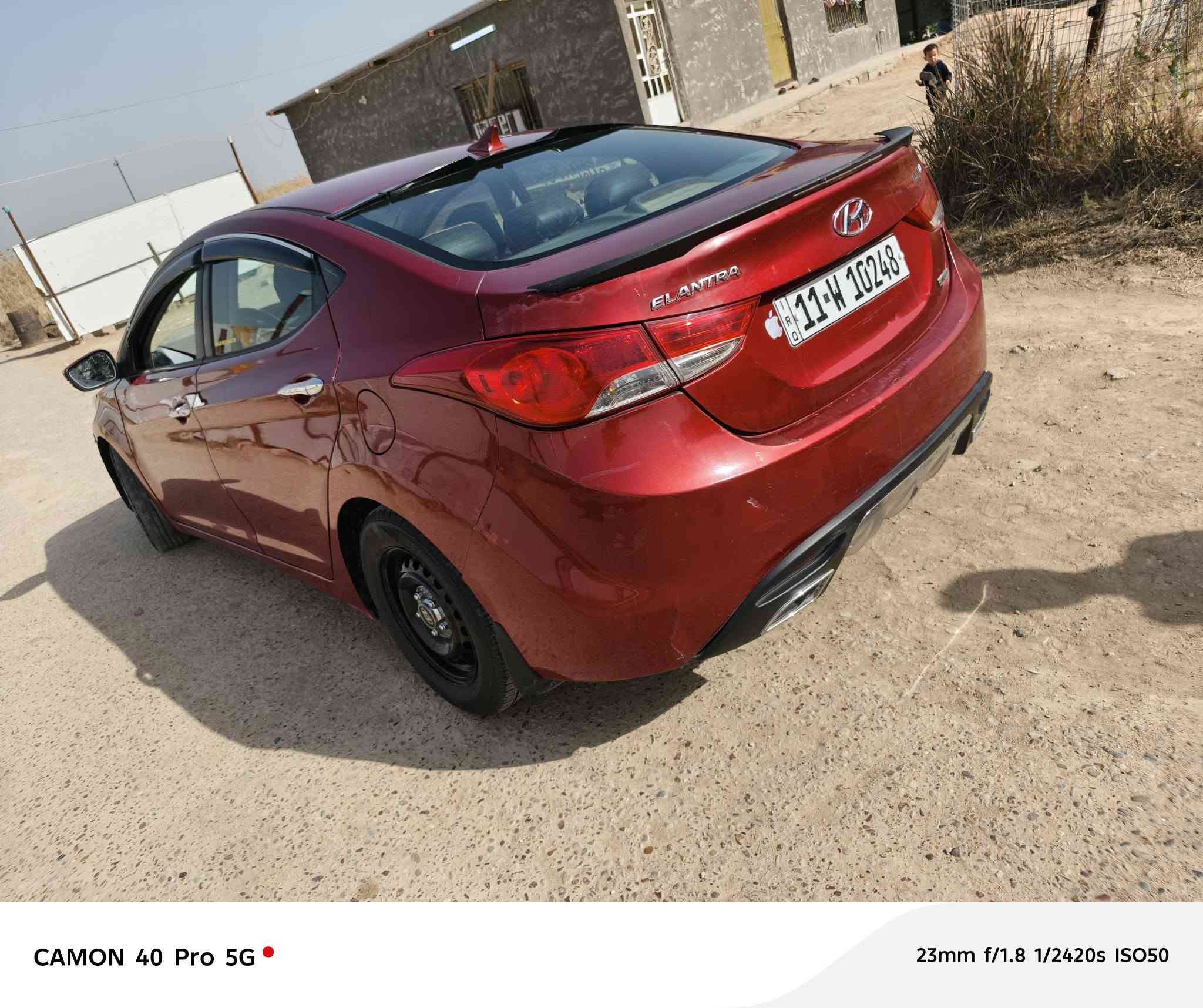 السلام عليكم
النترا مضلع ٢٠١٢
السعر ٩٧ بيهه مجال حق الجيه 
رقم الهاتف *********** اتصال او واتساب 
صور السونار موجوده بل منشور 
مواصفات لمتد ١/١ 
بصمه تشغيل 
بصمه دخول 
اشاير بل مرايات 
تحكم استيرن جهتين 
فتحه سقف 
مثبت سرعه 
نضام تقليل صرف الوقود 
مانع انزلاق 
كير ومكينه نضيفات 
محرك الفين ٢٠٠٠
