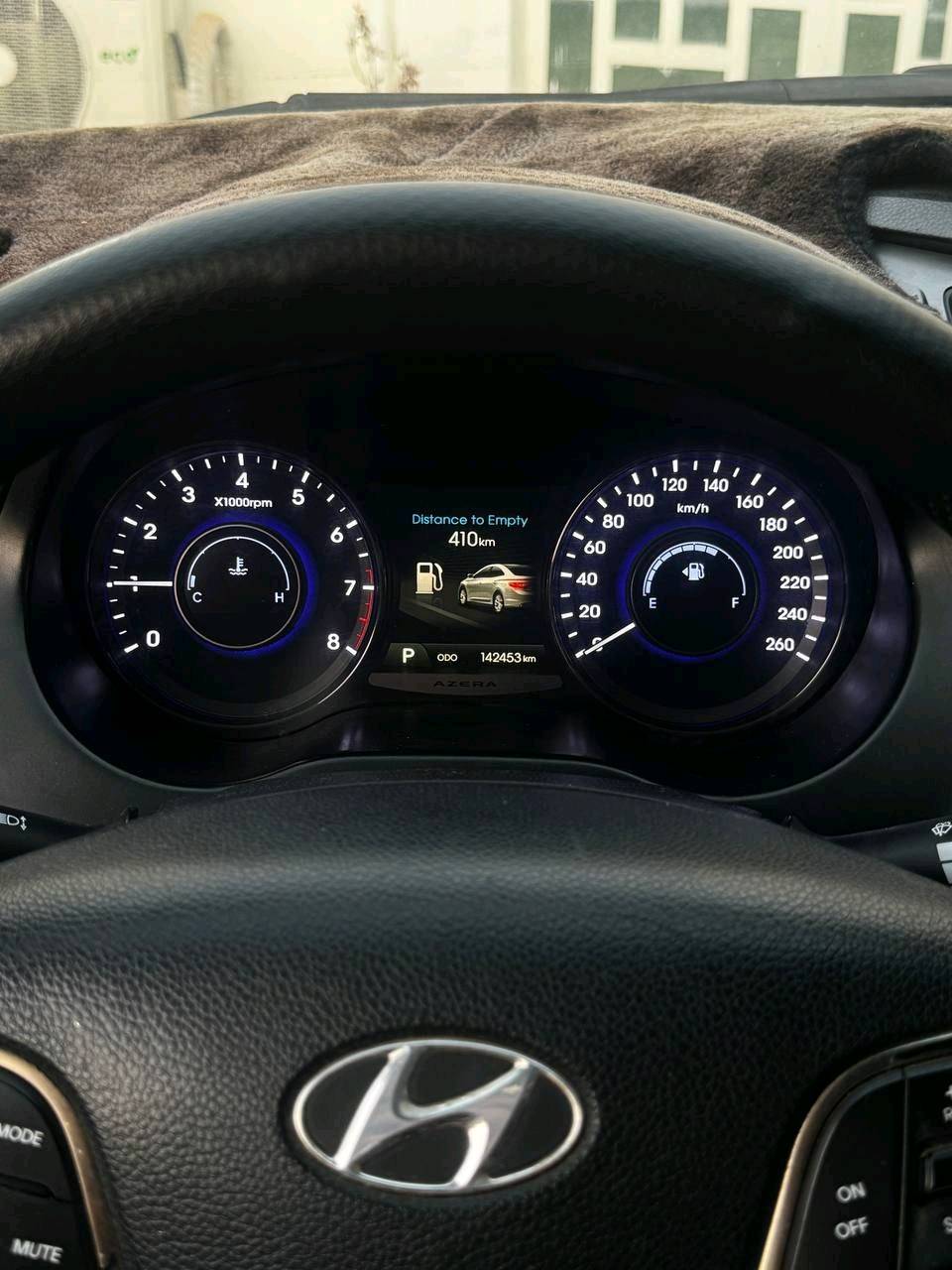 سلام عليكم 
ازيرا 2013 خليجي vip فول مواصفات 1/1 للبيع فقط
مكينه 6 سلندر 3000 
رقم اربيل 
السياره بيهة جم قطعه صبغ وشويه بارد 
المواصفات: 
بنوراما
كشنات جلد 
خزن ميموري 
تدفئه وتبريد كشن 
ومساج للسائق 
مري شفط 
اشاير بالمري
منظومه زنون 
حساسات اماميه وخلفيه 
كاميرا خلفيه 
مدخل  USB + AUX
بصمه تشغيل
تحكم ستيرن 
تحكم اضائه داخليه 
زراكات للماصدات
تخم تاير جديد
منظومه تبريد جديده 
بردات ابواب وبرده خلفيه 
سياره بعد بيهة هواي مواصفات 
جاهزة للاخير من مواصفات وكير وتبريد ثلج بس مكينه مفتوح رقم شمالي اربيل سياره باسمي سياره كلش حلوه ومابيهة نقص اسويلها ادامه بين فتره وفتره 
السعر 127 وبيهة مجال بسيط 
للاستفسار ***********
مكاني بابل الحله