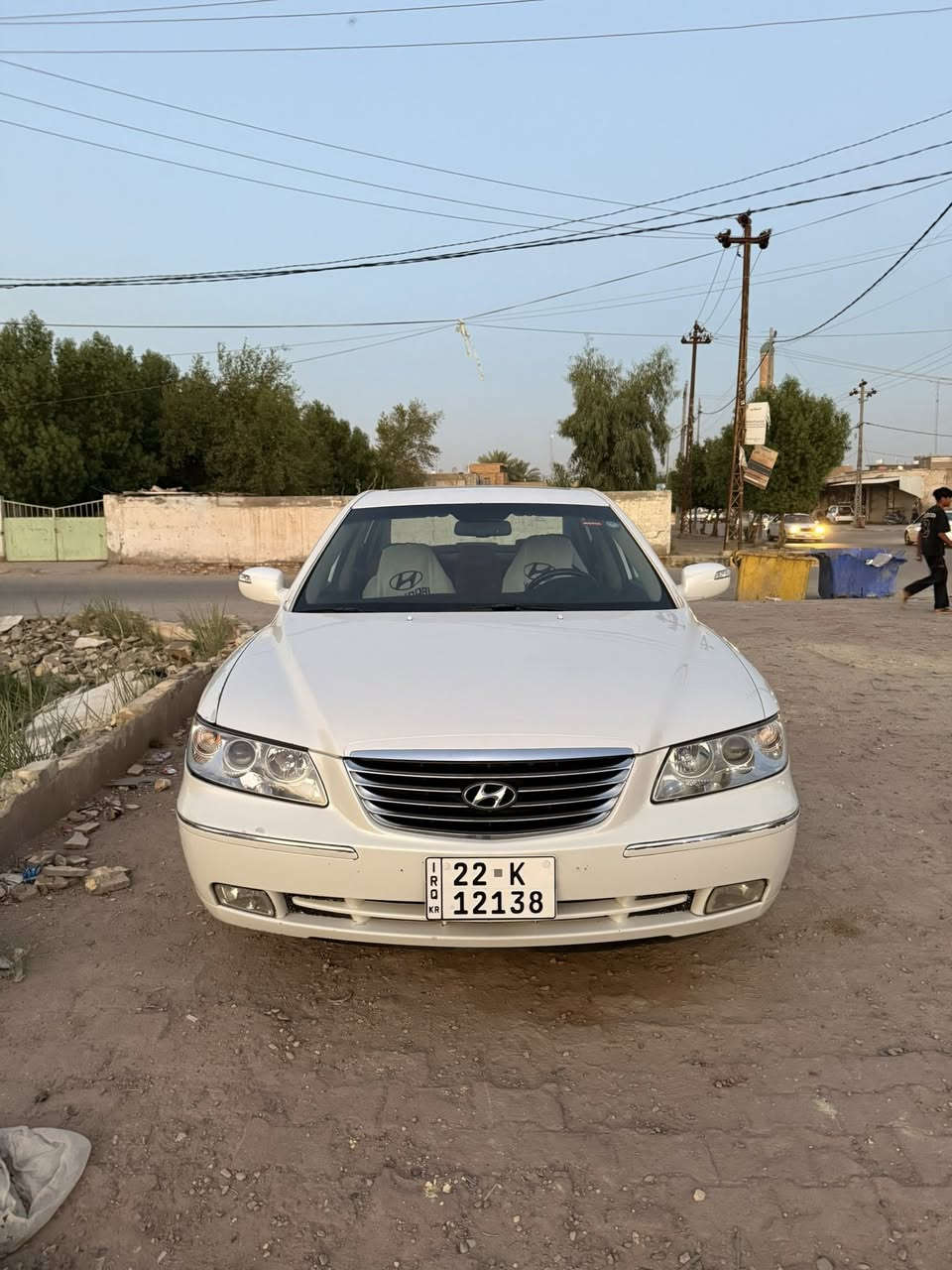 سلام عليكم للبيع ازيرا 2009 فول وكالة الكاصد 
رقم اربيل جديد باسمي رقم وسنويه وهزه جدد 
تخم تاير وحداديه جديد اصلي 
مكينه قبل شهر شادها كامله مع التفرعات 
تبريد شرط ثلج 
لايت زنون بلادي كهربائي متحرك 
فتحة سقف طكتين 
خزن ميموري 
كشن كهرباء جهتين 
كشن جلد قرميدي 
برده خلفيه كهرباء 
سستم صوت انفنتي بلاد 
كامره خلفيه بلاد 
حساس خلفي بلاد
كهربائيات مكينه كير حداديه تبريد تخم تاير كله ع الشرط 
ترايك من البصره لربيل تحويل وكاله حاضر 
الديوانيه قضاء الشاميه *********** 
السعر 105 بيها مجال قليل 
السياره مابيها قطرة صبغ فقط بارد قليل وجراد بلقماره فقط بلاديه السياره
