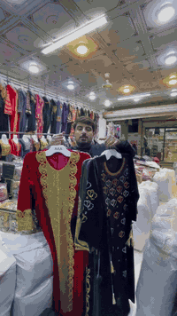 ملكي الماس 
كلوش 💣🌹💣
4 لون 
 L-XL-XxL🔥🔥
حجز واتساب 
***********

