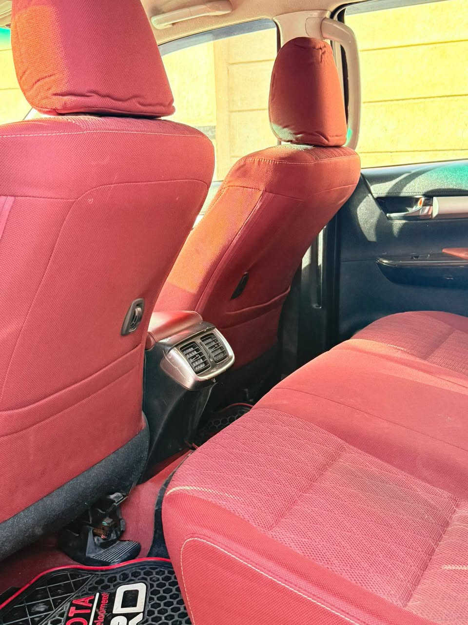 تيوته هايكلوس مديل 2019 فورويل كاز محرك وكير كفاله سته كير بيبان مال سائق مبدلات مال شركه فقط تبريد تدفىة شقال سنوية جديده سنويه 31  مكان السياره البصره 
رقم اربيل سعر 220 
رقم الهاتف 
***********
