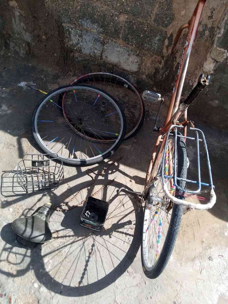 سلام عليكم تم تفصيخ بايسكل حجم 26 ليريد غراض من عنده يتواصل عله هاذا رقم ***********
