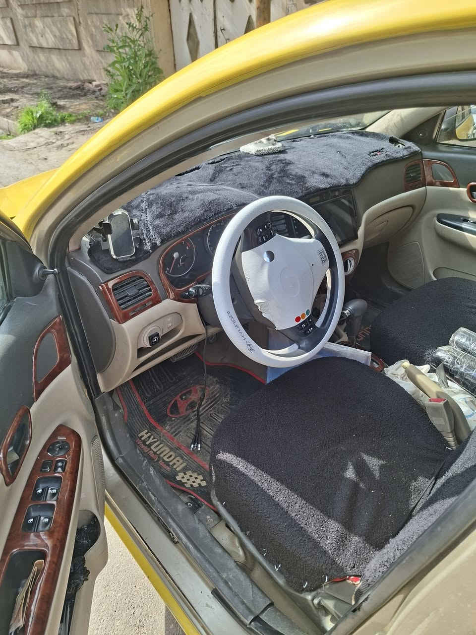 اكسنت دبدوب 2011. رقم نينوي  رقم مسطره بسمي
اني شرعي شرط مكينه وكير طخم تيات جدد
منضومت غاز كاربون بنزين 
فول توماتيك جوم كهرب تحكمات استرين سياره جهازه
تريد تحويل تريد وكاله !!!
سعر  103 بيه مجال شي قليل اتصل عل رقم ***********
