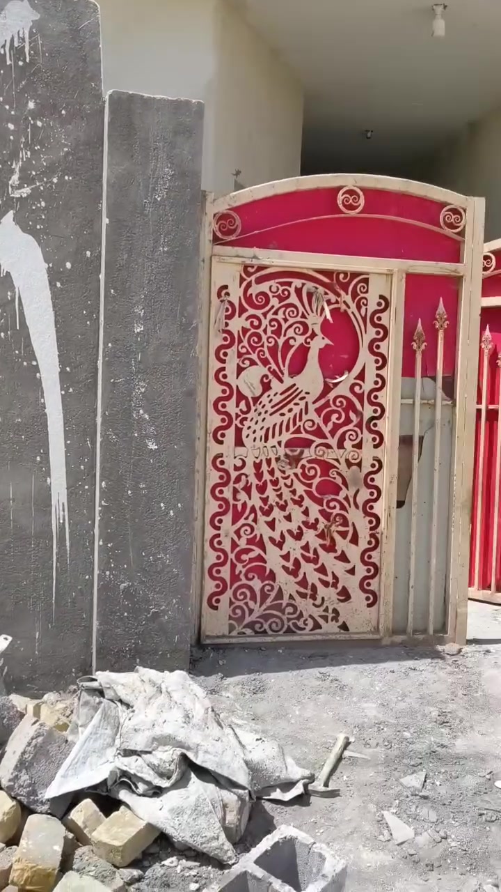 خلفه البخ درجة اولى كلفت عمال لبخ ***********نشغل يوميه وبل مقطوعه مفرغ حالين
