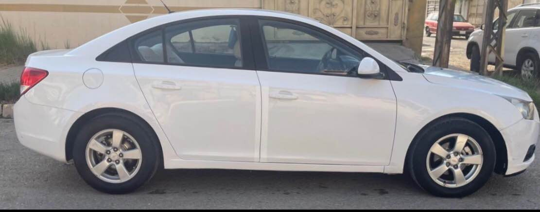 للبيع شوفرليت كروز LS خليجي  موديل 2011 كيرمحرك اوبترا بشرط مابي عيب سيارة مال بيت مابي نقص ماشيه181 الف حقيقي رقم اربيل سنويه ساقطه شرط تحويل ووكاله السياره بي جمرلغ صبغ مع دوسات السعر 76 وبي مجال  العنوان كركوك القادسيه شارع ابو وليد *********** ابيع نقد ومااراوس كركوك, العراق
