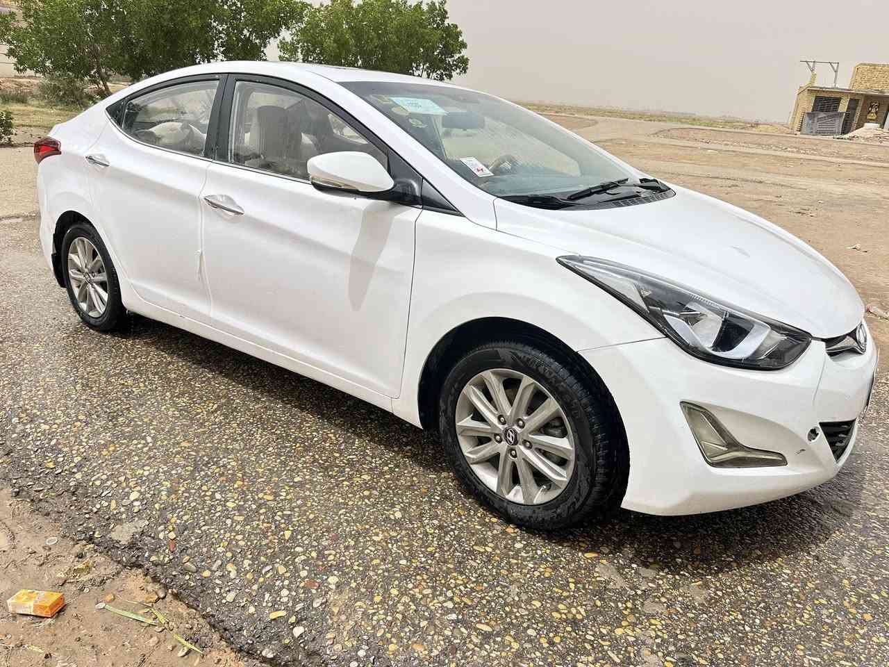 سلام عليكم النترا البيع موديل١٦ خليجي فول مواصفات مكينه كير حداديه تخم تاير تبريد كلها جديده سياره بيها جاملغ وبنيد وبيها رشات صبغ تغربين ٤اربع قطع سياره مال جناي سعر ٩٧شراي يتصل***********
