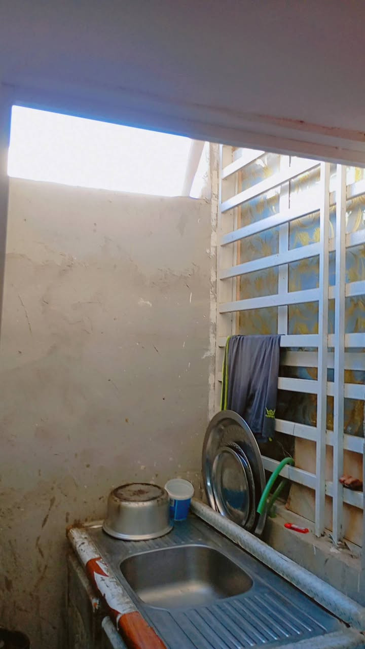 دار مساحه 50م بناء جديد عكاده منطقة راقيه وسعر مناسب 
غرفه وصاله ومطبخ ومجموعه حيات السعر 16مع المجال استفسار اكثر ***********عنوان زراعي حي ميسان خلف سكله الكرعاوي
