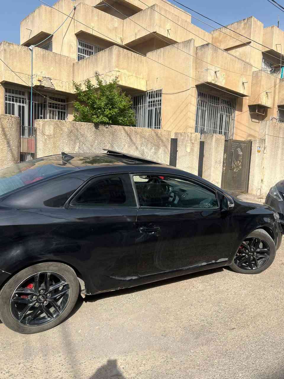 سلام عليكم شبابنه مكلف بنشر
كيا فورتي 2010صبغ عام جماليه لئن جان بيه جراد
سياره بصمه تشغيل عن بعد محرك 2000 دوش
تخم تاير حداديه تبريد كهربائيات كير مكنيه كل عيب مابيهن 
مكان سياره سليمانيه سنويه باسمي تاخذه مني تحول او وكاله مشروع وطني
*********** واتساب اتصال
75 $
