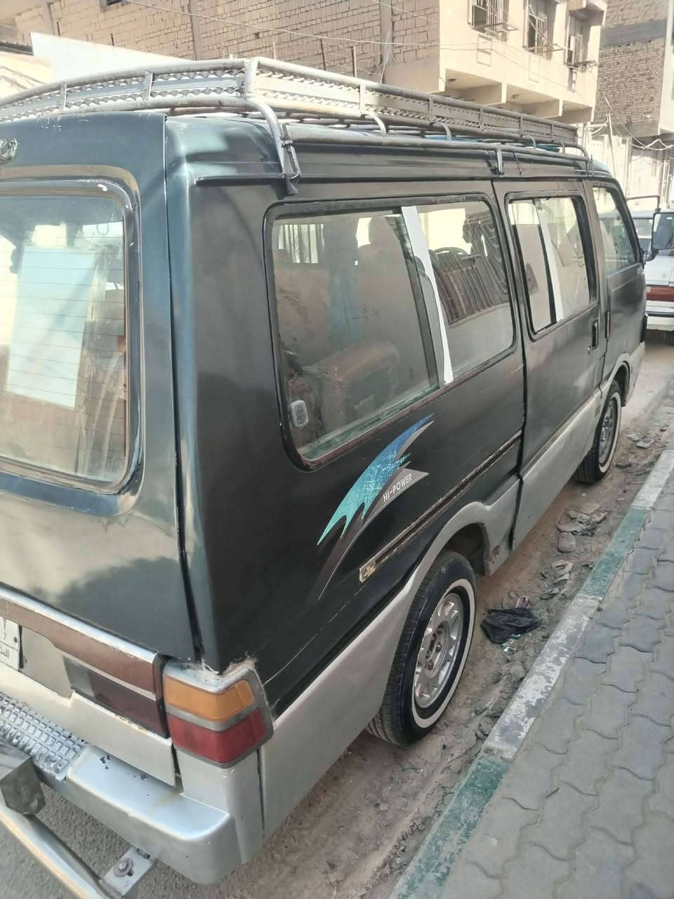 للبيع كيه بسته موديل ٩٤رقم مثنى سنويه صاقطه بشهر الرابع ٢٠٢٧كير ومحرك شرط تواير وحداديه وكهربايات دوشمه السياره جاهزه من كل شيء مكان السياره السماوه السوير مكلف بل النشر ***********
