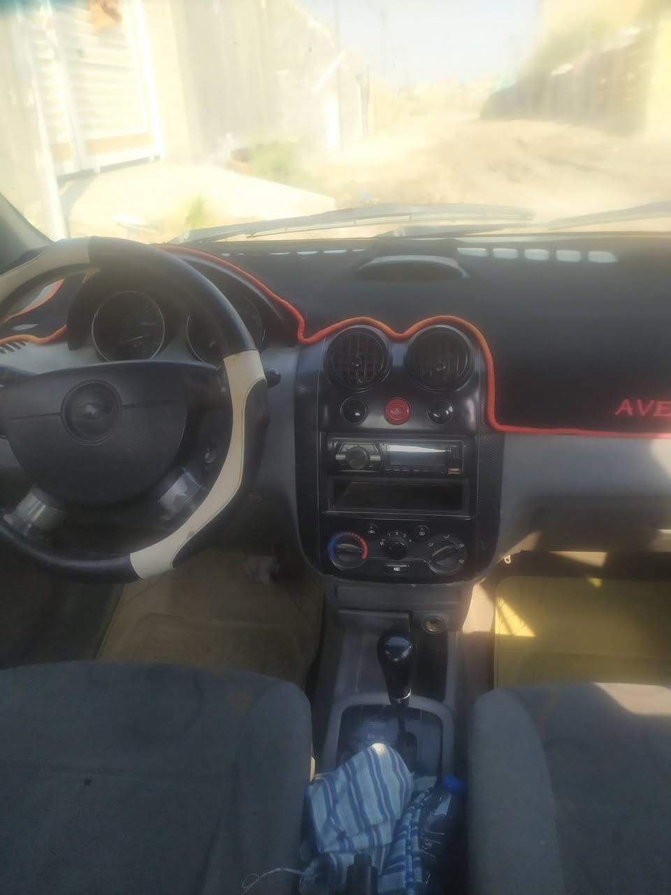 للبيع افيو موديل 2005 وارد خليجي رقم بابل بسمي فول اوتوماتيك مكان بابل شارع 30 السعر 43 وبيه مجال رقم ***********
