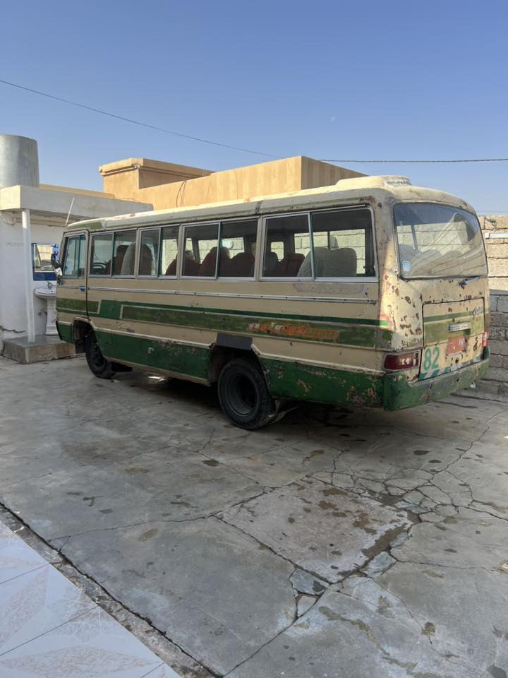 كوستر ٨١ نظيف محرك كير صدر جديد تخم تاير جديد السعر ٤ مليون ***********
