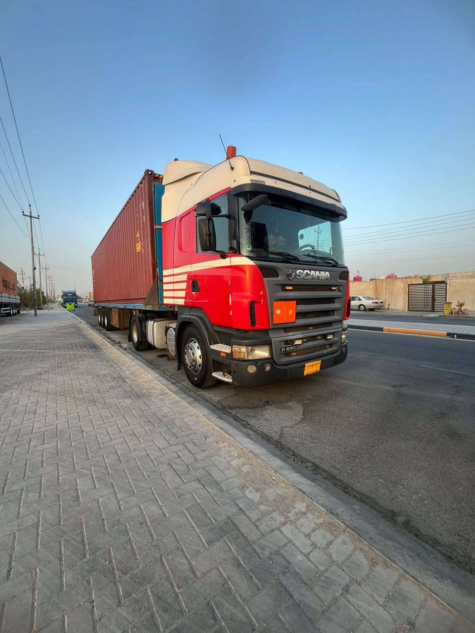 السلام عليكم سكانيه للبيع موديل 2008 بس راس الاستفسار اتصل على الرقم ***********
