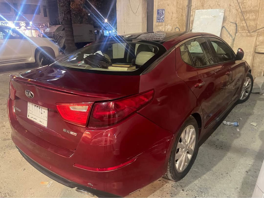 كيا اوبتيما ٢٠١٥ امريكي رقم واسط سعرها ١١٥ ورقه افحص وجيك   للتواصل ع الرقم. ***********
