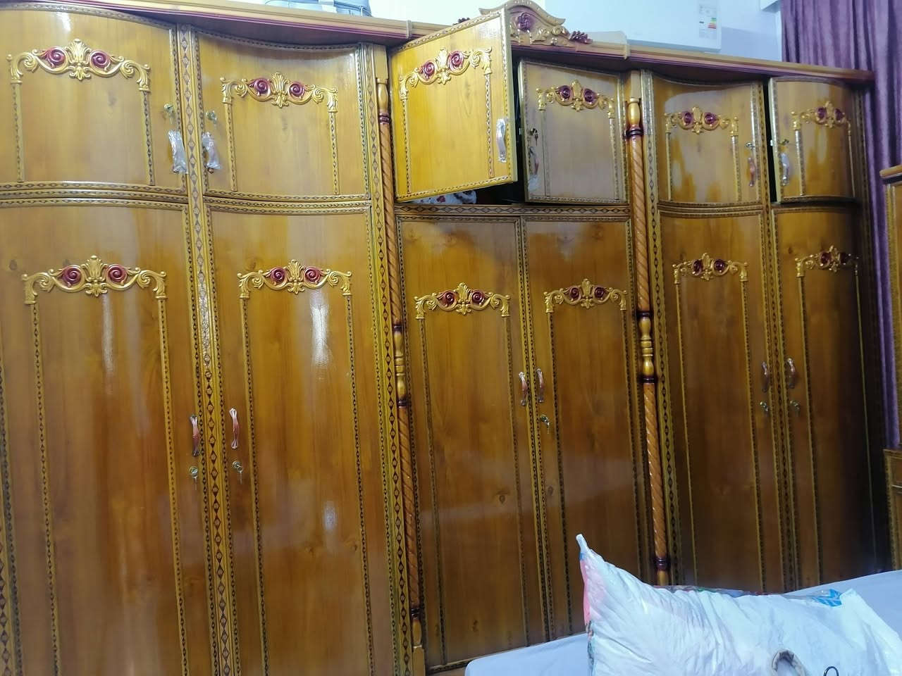 سلام عليكم غرفه نوم نظيف صار يومين من اخذته سبب البيع صغر حجم الغرفه   سعره مليون و400 الف الغرفه علاكه ملابس يكون  كنتور بابين ومسرح وميز تواليت  مابيه اي ضرر  وكراسي أطفال للسياره لحد عمر 6 سنوات الكراسي على 45 ثنينهن وخيوط كليم الوانه مثل الصوره سعر القطعه الفين ارخص من السوك للتواصل على الخاص


**إذا كنت صاحب هذا الإعلان وتريد حذفه لأي سبب، رجاءا أرسل رسالة إلى الدعم الفني**