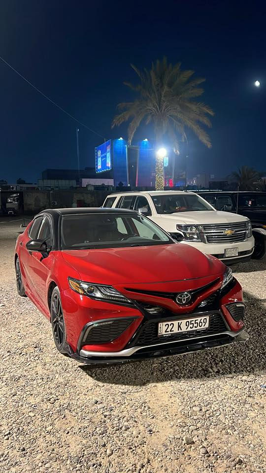 السلام عليكم 
كامري2023 XSE
سياره كلين تايتل جايه من امريكا 
فقط صار بيه بارد كد شبر بلعراق بلبنيد 
مكاني بغداد 
***********
