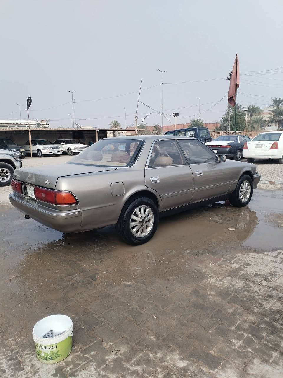 السلام عليكم مارك رقم نجف للبيع موديل 91 سنويه ساقطه تحويل ثاني يوم السياره لا ضربه ولا قص ولا عيب شرعي السياره عدله محرك ونجي ناعم جير مقفول تبريد شغال السياره شوفه عينك حداديه جديده تخم تاير جديد كهرباء شغاله شاشه اربع سماعات والسياره شوفت عينك مكاني نجف شارع المطار والسعر خاص وهذا رقمي***********
