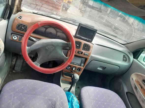 السلام عليكم ريو موديل ٢٠٠٠ مكينه كير صدر تخم تاير جهازة كهربايت كلشي شغال شاشه رقم بغد نكلزي بسمي داخل كلش نضيف نعامه سياره ترايك وين متريد السعر ٣٨ مكاني شهداء سيديه شراي يتصل هذا رقمي *********** بدون مراوس
