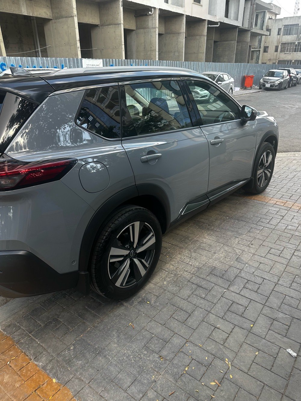 نيسان روج موديل2023 فول1/1LS
***********