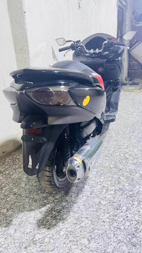 سلام عليكم فورزه صفر 10اوراق مكينه مامفتوحه دراجه تخبل ناقصهه بس كلجات مراوس او للبيع رقم الهاتف:***********
