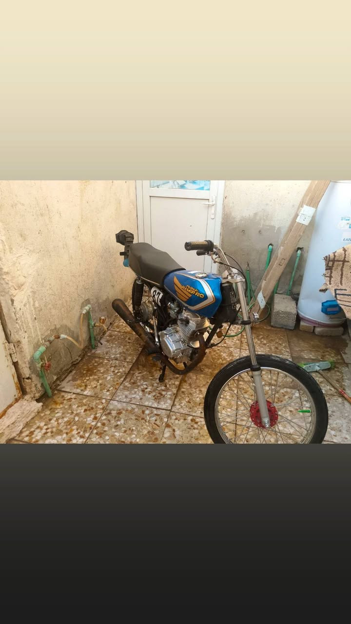 للبيع اصولي شاصي 21 وكيله لربيعي ولتعميره صارلها 3 اشهر مكينه ايراني شلامجه مامفتوحه  ودراجه برغي معايزه مكاني نجف لمو شراي ليراسل .. ***********
