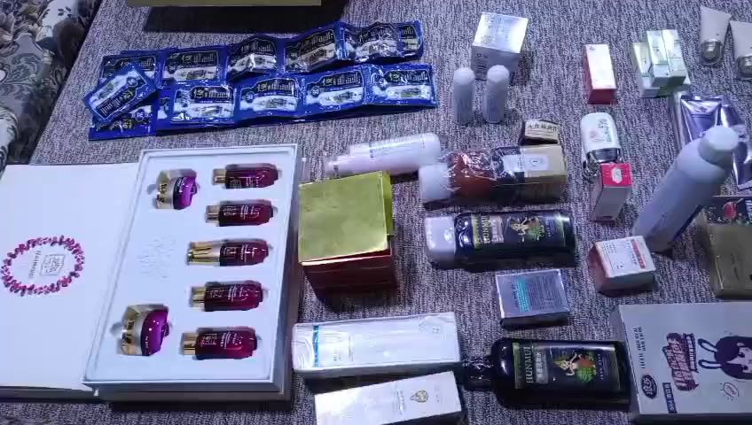 للبيع شلع جديد اخو جديد خابرا على رقم ‏‪***********‬‏
