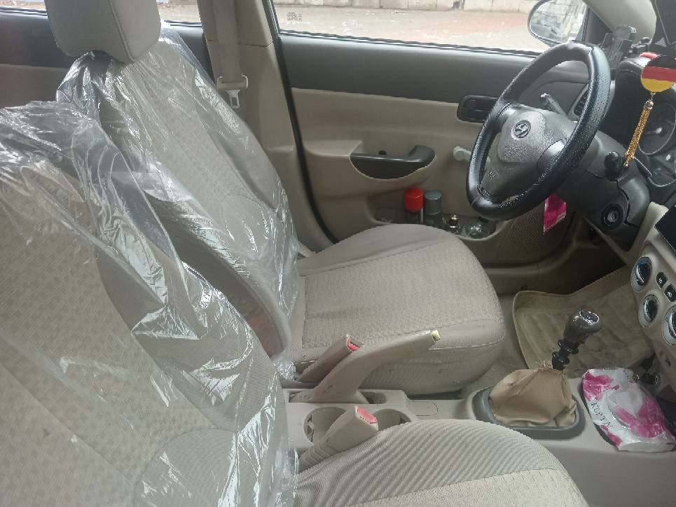 سلام عليكم من رخصة إدمان محترم عندي هونداي اكسنت ٢٠٠٧ سنوي  جديد ورقم مميز ٤ تأيرات جديد ويل كروم تبريد ثلج وتدفة بيها داخله جديد  صحرراوي شاشه وكامرا كيرا عادي دفتر بانزين بيها محرك ١٦ جبير
*********** لاستفسار اتصل
لبيع او مراوس
مكاني كركوك حي عدن كركوك, العراق
