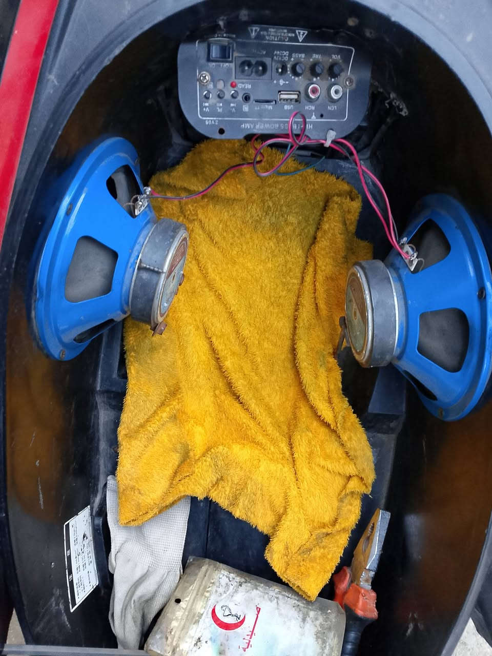 سلام عليكم ثعلب 🦊 للبيع بسعر 600 وبيها مجال تجي وتشوف النضافه مدينة الصدر تقاطع الكياره منفيس بسمي رمبه مزاد ***********
