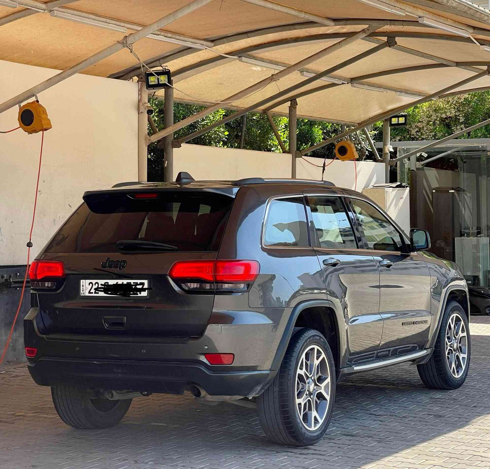 جيب لاريدو موديل ٢٠١٩ مواصفات لاريدو و ده بل اكسل ١ پارچه سبوغ ٢ ده رگاى بيلاد گوراوه پيش و پشت كه پس ١٠٤ هه زار مايل رويشتوه گير و مه كينه و هه موو شتيكى به شه رته
*********** أربيل, العراق
