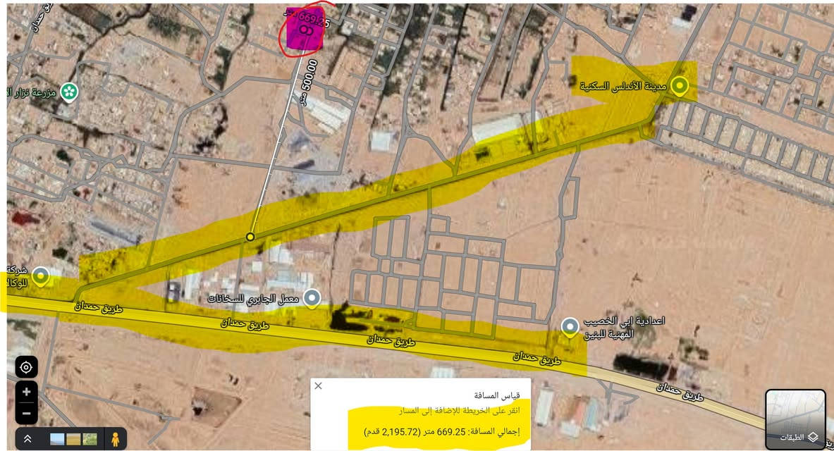 قطعة ارض. "عرصة" طابوا صرف باسمي. مشمولة في قرض الأسكان الـ 60 مليون.

العنوان: ابو الخصيب حمدان. المعارف. قريبة من شارع سيد حامد. قريبة على مدينة الاندلس السكنية.

الإبعاد. مساحة القطعة 262 متر. وفيها فضلة على الوجهة لتكون تقريبا 300 متر الا.

القطعة مدفونة ومحدلة.

تقع ببداية المنطقة على التبليط.

بها خدمات الماء والكهرباء.

المنطقة مسكونة. ومشمولة بالأعمار. وبداء إنشاء مدرسة وسيتم ربط الشارع بالشارع الرئيسي كي يربط المدرسة بطريق سيد حامد وهناك خدمات أخرى مشمولة في المنطقة الأمر الذي سيرفع سعر القطعة.

السعر المطلوب تم تخفيضه الى 98 مليون بشكل نهائي. انا لا بياع شراي ولا ابو عقارات. فارجاء الي ما يريد يشتري لا يتصل. السعر نهائي. ***********
