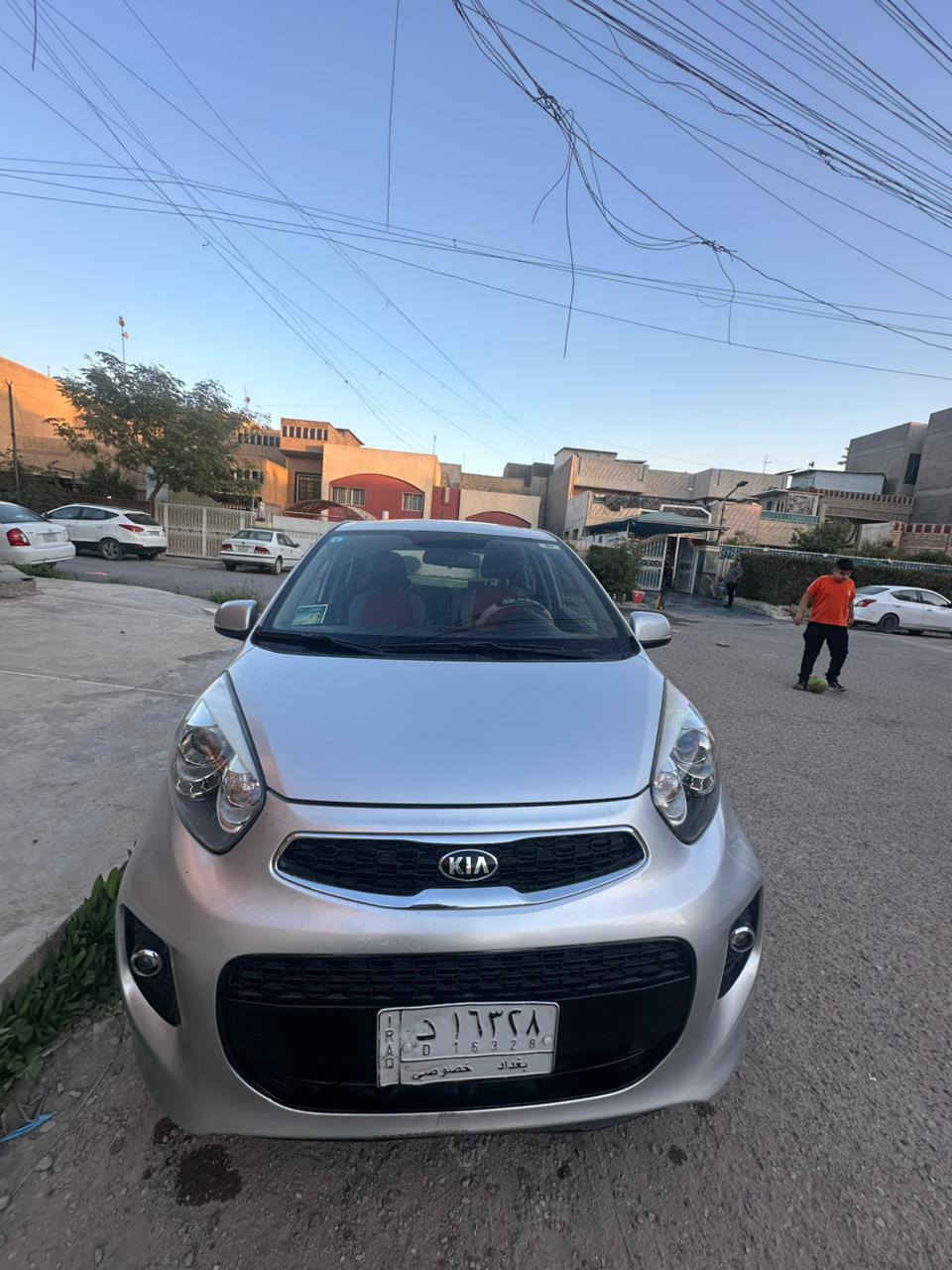 السلام عليكم
مكلف بالنشر 
2016
خليجي 
بدون ضربة ولا صبغ
فول مواصفات 
ماشية 56
السعر 80
بيهه تبخير المكينة قليل 
واتساب فقط ***********
