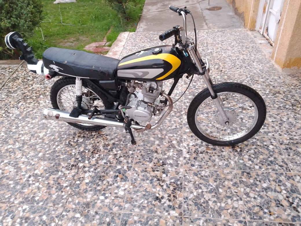 مره خصت الادمن المحترم هاي دراجه للبيع  مال حربكه وتعليك دراجه شغاله ومضمونه لا تبخير ولا تنقيص ولا اي عطل بس شغل واطلع انسه توكفك بالشارع  سعرهه 350 وبيها مجال عنوان بغداد المدائن ***********
