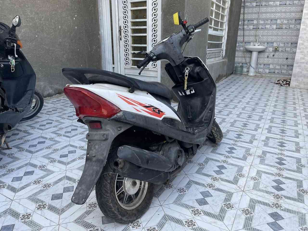 دراجه ماكس البيع شراي يجي خاص 
صلله شهر  متروكه 
رقم ‭٠٧٧٥ ٧٤٨ ٨٩٣٨‬
