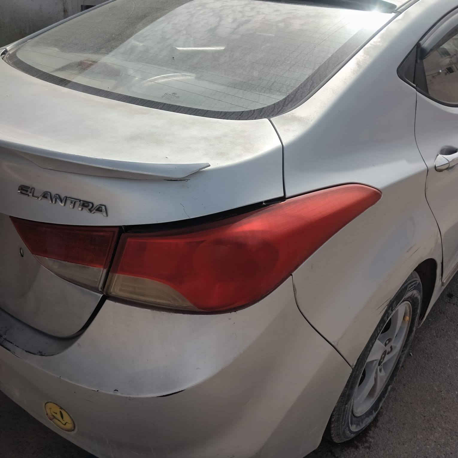 النترا لون فضي خليجي موديل 2012 السيارة بسمي تحويل ثاني يوم تبريد واكف كهربائيات شغالات الكير ما يعشق .. سعرها 88 العنوان الزبير *********** البصرة, العراق
