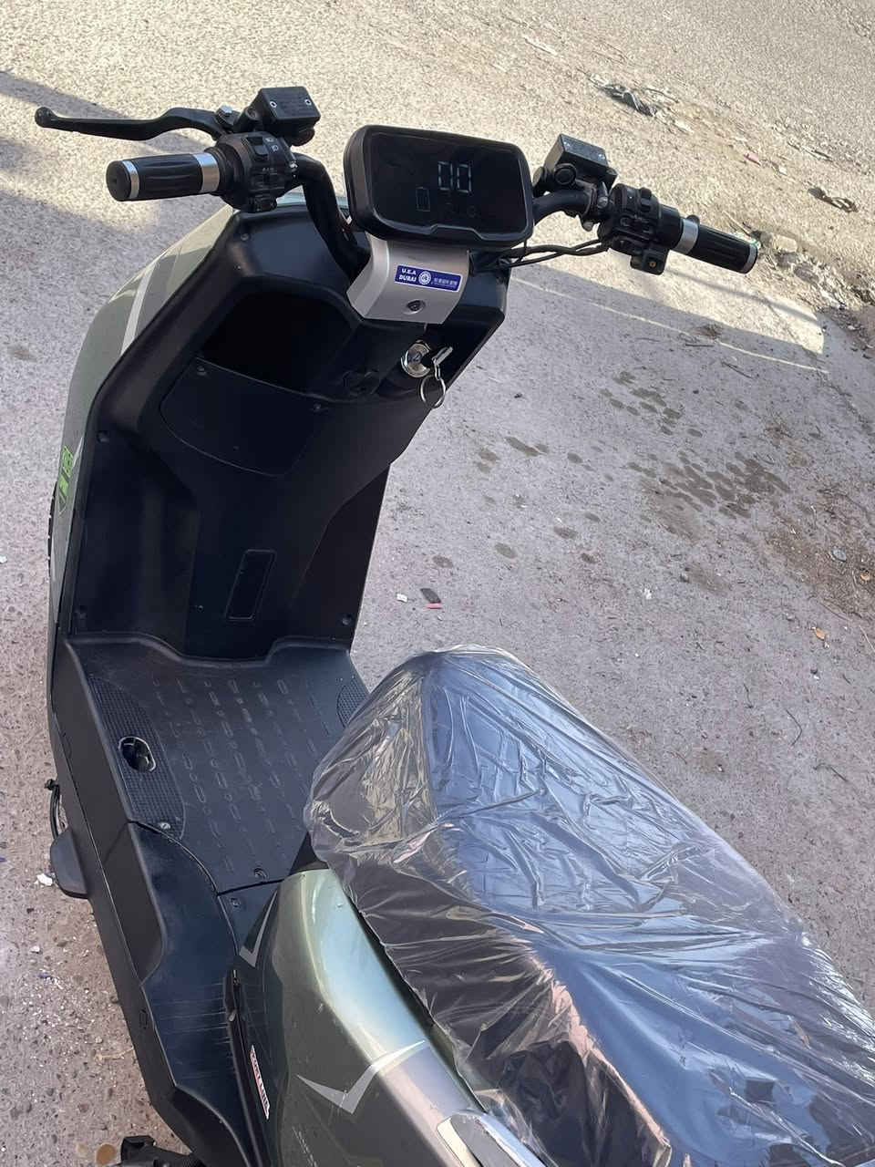 السلام عليكم دارجة 318
2025 
6 بطاريات جدد
قفل ستيرن 
انذار سرقه 
لايت عالي ناصي 
منفذ يوسبي 
السعر 420 وبيها مجال 
العنوان بغداد بلديات 
الرقم ***********
