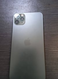 ايفون • دوانيه • واتساب