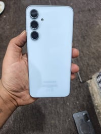 جالاكسي A35 5G • ٢٥٦/١٦ • مكفول ما مفتوح