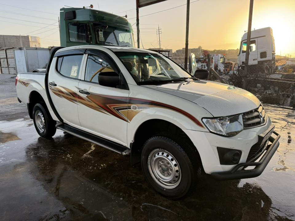 بيكم مسبوشي كاز موديل 2013 فور ويل سياره مكفوله رقم أربيل مكان سياره رمادي سعر 120 ستفسار علا هاذه رقم *********** ***********
