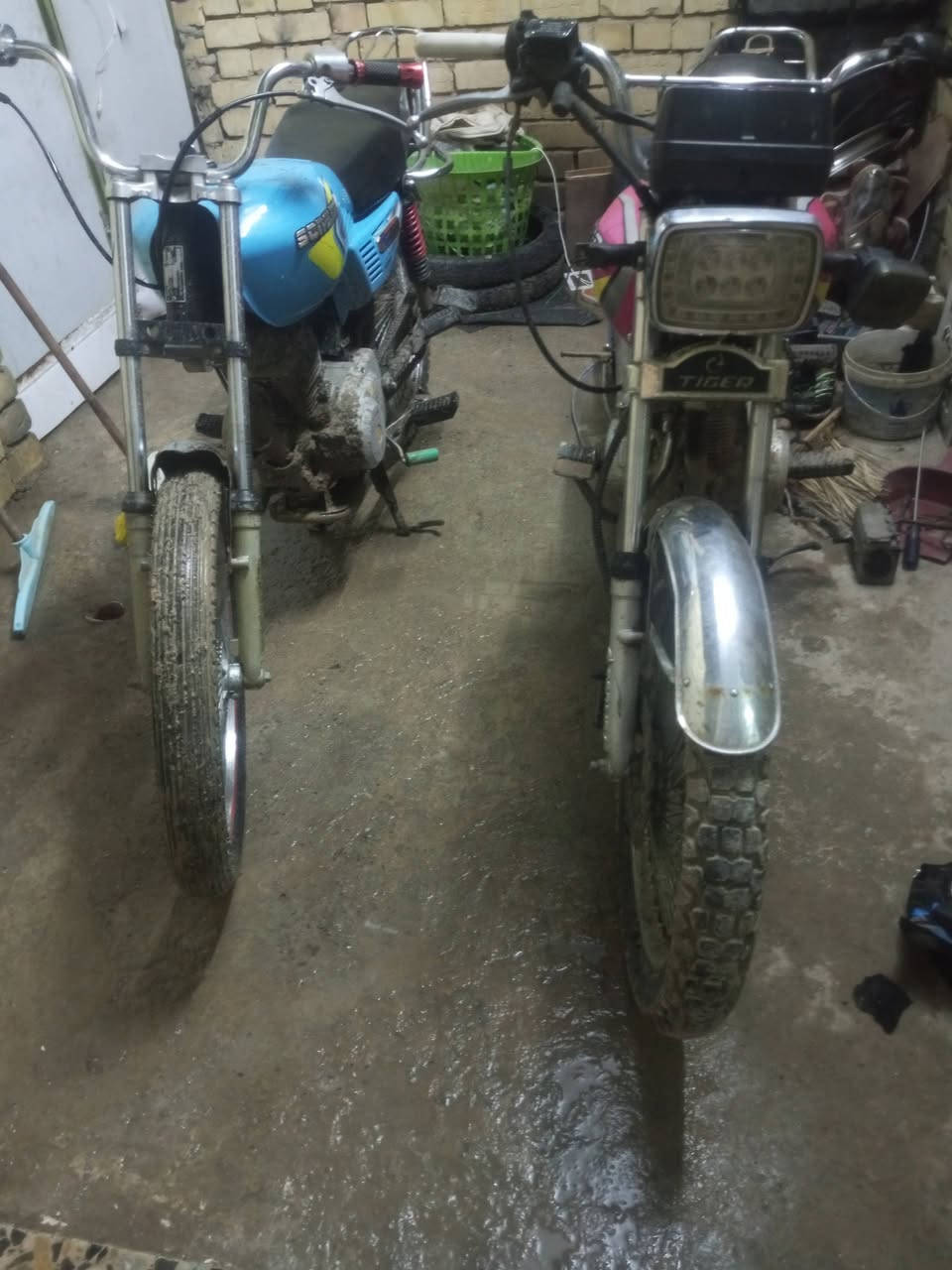 سلام عليكم دراجات ثنينهن لبيع موديل 22لورديه عوزه شاره والثاني حربيه سعرهم 650مكلني بغداد حي اور ***********
