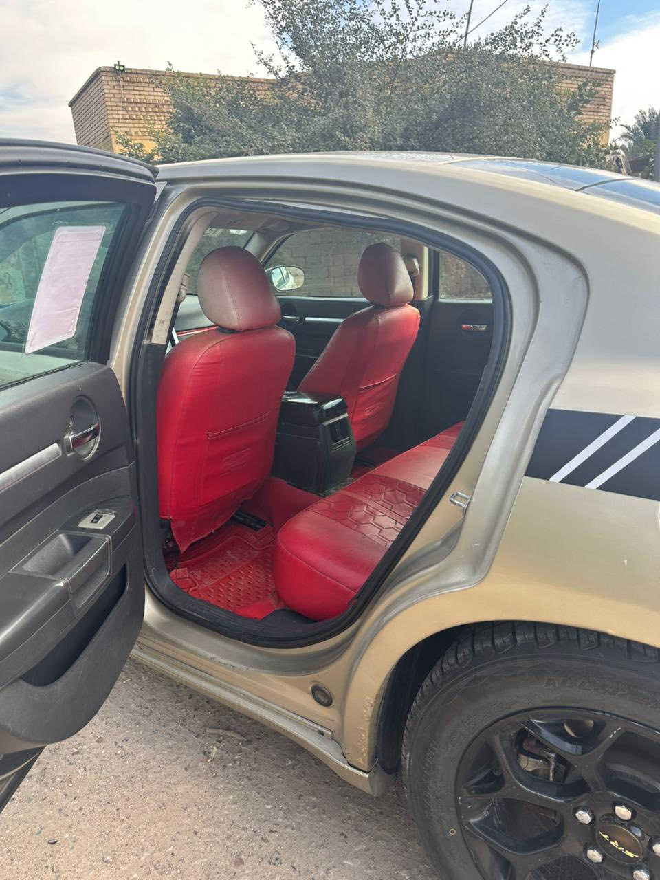 اللهم صلِّ عل محمد 🌼وآل محمد 🌼🇮🇶🇮🇶
البيع جارجر مديل 2009
مكينه اوكير 3500اصل كفاله 
سياره بيه صبغ حزام بدون ضربه
رقم بغداد الدولي بسمي 
حداده واكسن  وتخم تأير
تبريد ثلج 
 جاهزه 
كهربائيات كله جاهزه 
السعر 88
علمن إنه سياره مال جناي
مكاني بصره قضاء المدينه 
***********
