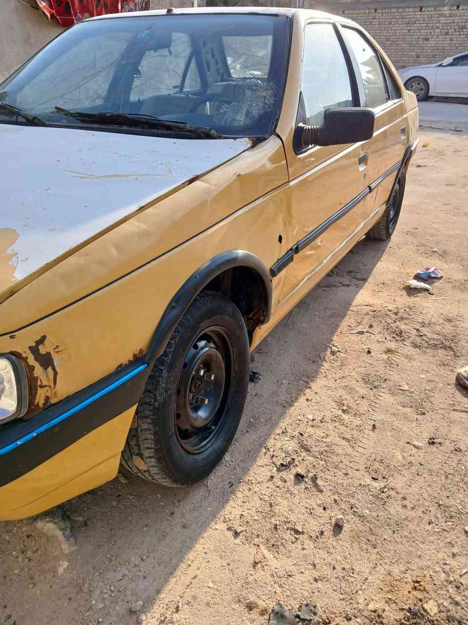 سلام عليكم بيجو روا 2010 محور كير ومكينه اوتوماتيك مصفرة غرامات بس عليها هيئه السعر 13 وبيه مجال مكان كربلاء رقم ***********
