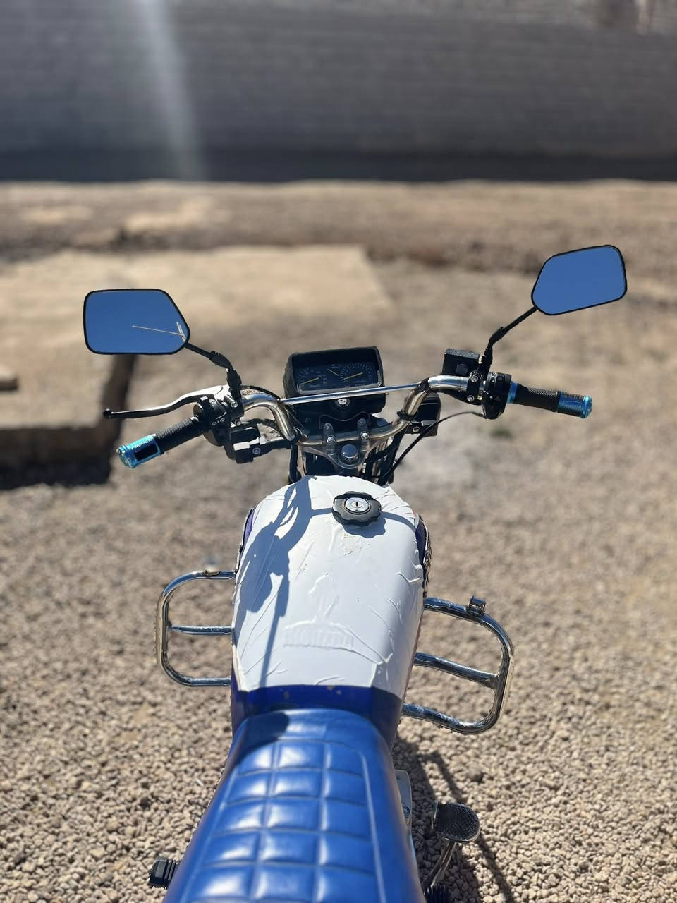 السلام عليكم 
دراجة أيراني سيفان موديل 2022 ، أوراق منفيس ، محرك ما مفتوح ، كهربائيات كلها شغالة 
السعر 650 وبيها مجال للشراي 
العنوان الرمادي القرية العصرية 
رجاءاً لا تكسر بحلال العالم ، السوگ كلشي موجود بيه 
للاستفسار *********** غير متواجد عالخاص
