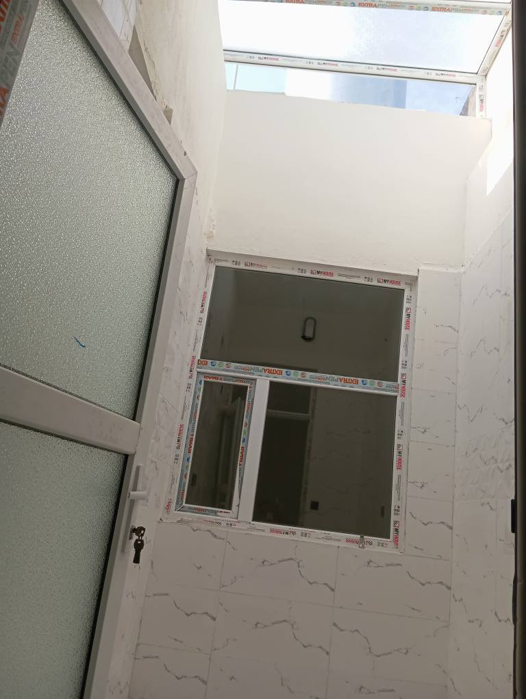 خانو بو فروشتن دروازه فه رع مقر كورانه كه خانويكي تازه يه  بسعري زور  كونجاو ١٠٥متر

موجود بيت للبيع ١٠٥متر كركوك  ده روازه فول مواصفات بيت جديد  *********** كركوك, العراق
