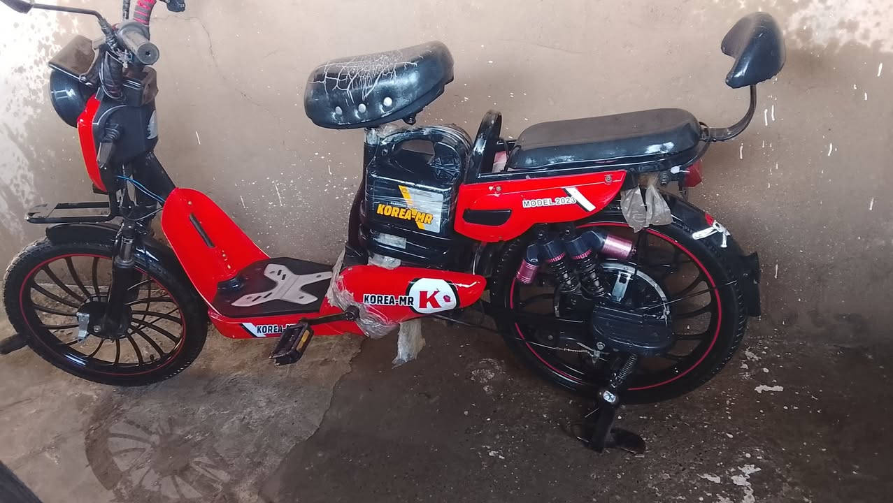 السلام عليكم ورحمه الله وبركاته
ماطور شحن للبيع
النظافة فول 
البطارية فول 🔋
سعر  250 الف وبي مجال 
المكان موصل جانب الأيمن تل الرمان


**إذا كنت صاحب هذا الإعلان وتريد حذفه لأي سبب، رجاءا أرسل رسالة إلى الدعم الفني**