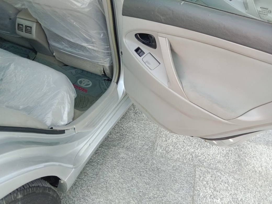 كامري موديل 2008 محرك 2400 خليجي بأسمي رقم بغداد حادثها جاملغ خلفي الايسر سعر 95 $ عنوان بغداد الكرخ الاعلام..صدرها ٦٠ بل ميه ينرادله تبديل رقم الهاتف ***********
