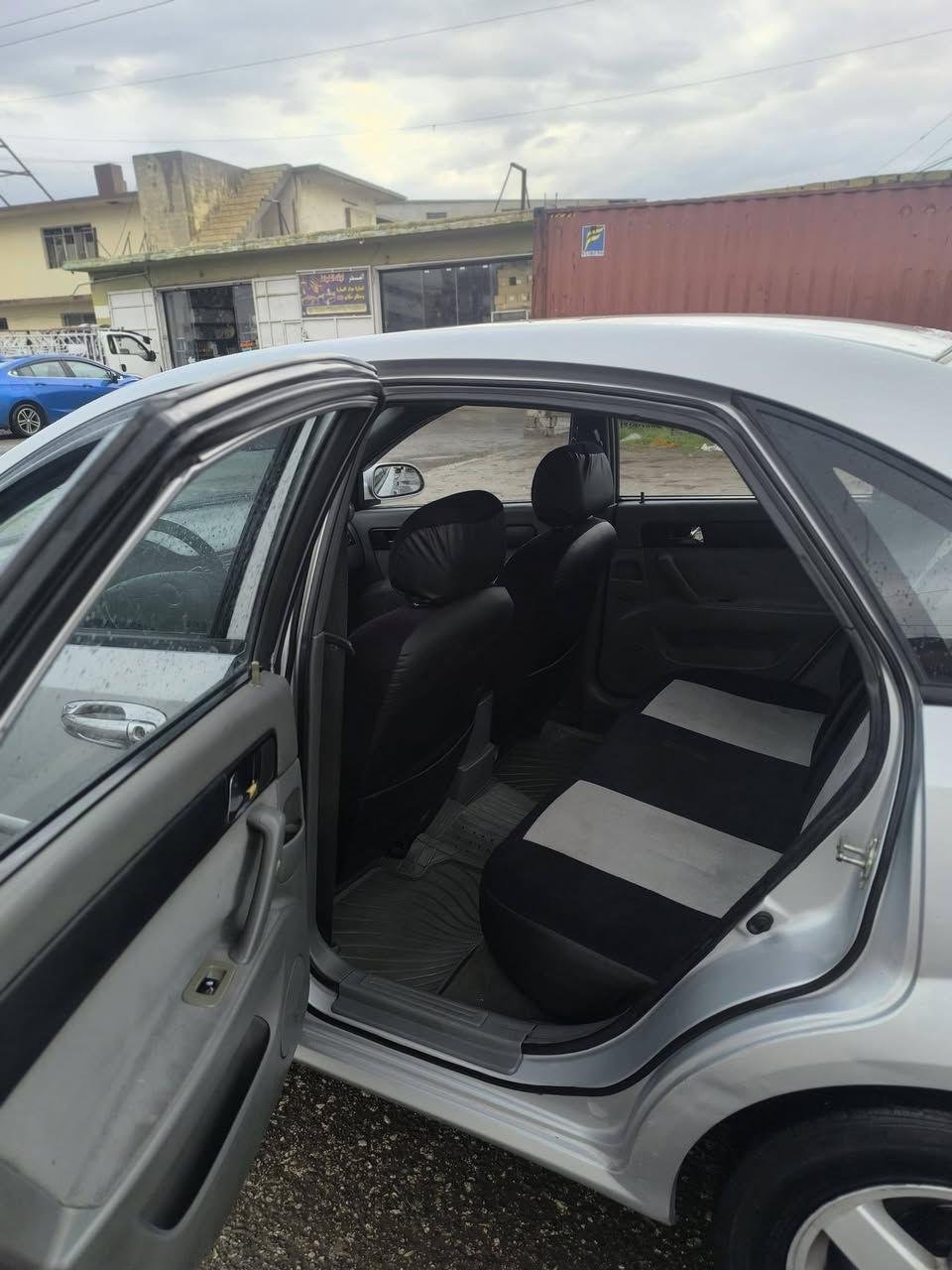 شفروليه اوبترا 2009
✔️ كير ومحرك شرط

✔️ كوبون ورقي ويطلع إلها إلكتروني

✔️ رقم دهوك الشرعي – تحويل مباشر باسمك

✔️ بيها طخة بالجاملغ اليمين ومبدلة أصلي

✔️ السيارة جاهزة للفحص… تعال شوف بنفسك واحكم

سيارة مرتبة وسعرها مناسب للي يريد سيارة عملية ونظيفة للاستخدام اليومي 

📞 للاستفسار: ***********
عادل عدنان الالوسي 
مكلف بالنشر اتصل ع رقم
