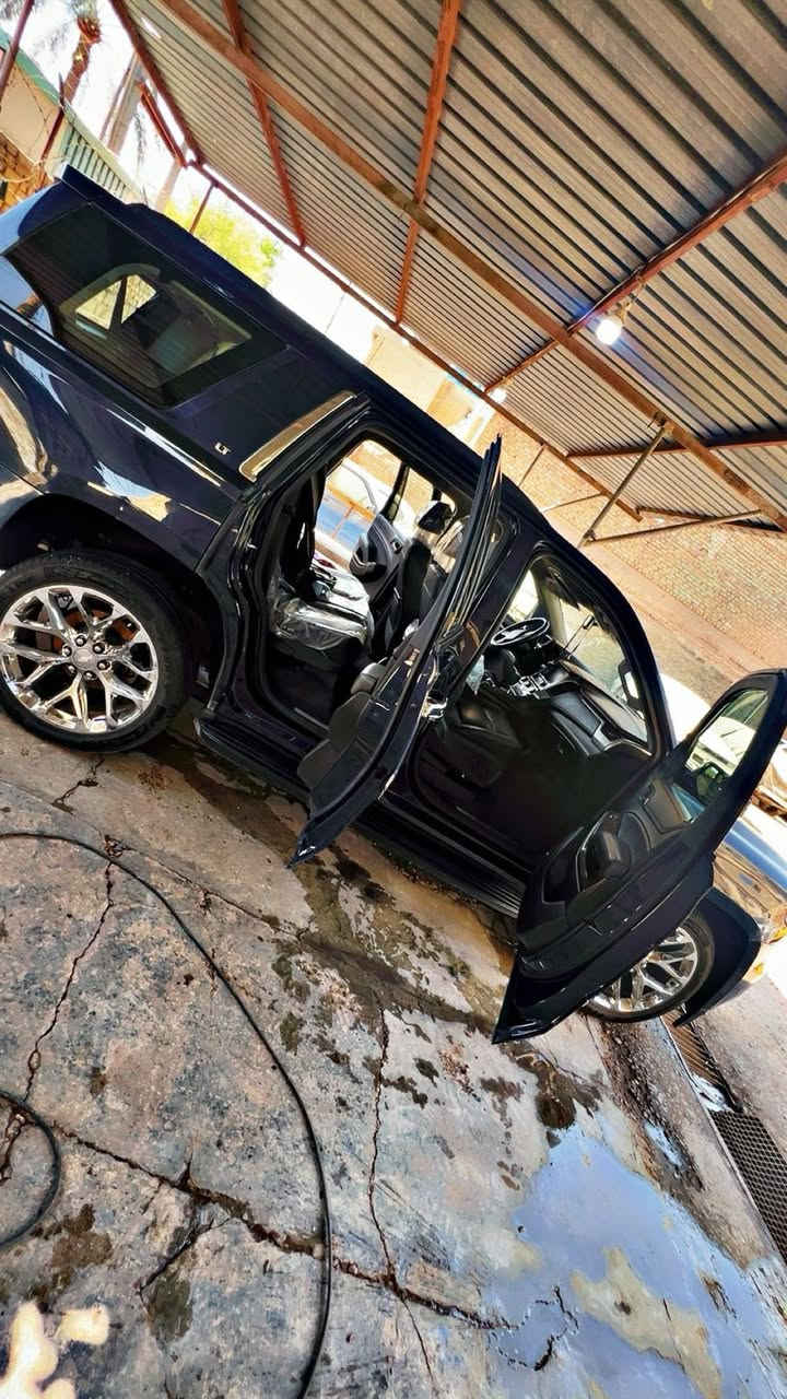 السلام عليكم للبيع تاهو LTموديل ٢٠٢٠ حادثه جاملغ السايق وبيه صبغ البابتين سياره حلوه وجاهزه من كلشي السياره فول عده الفتحه كشنات كهرباء ستيرن كهرباء اهوي موصفات بعد السعر ٢٨٠ وبيه مجال قليل العنوان بغداد الشعب للتصال ***********
