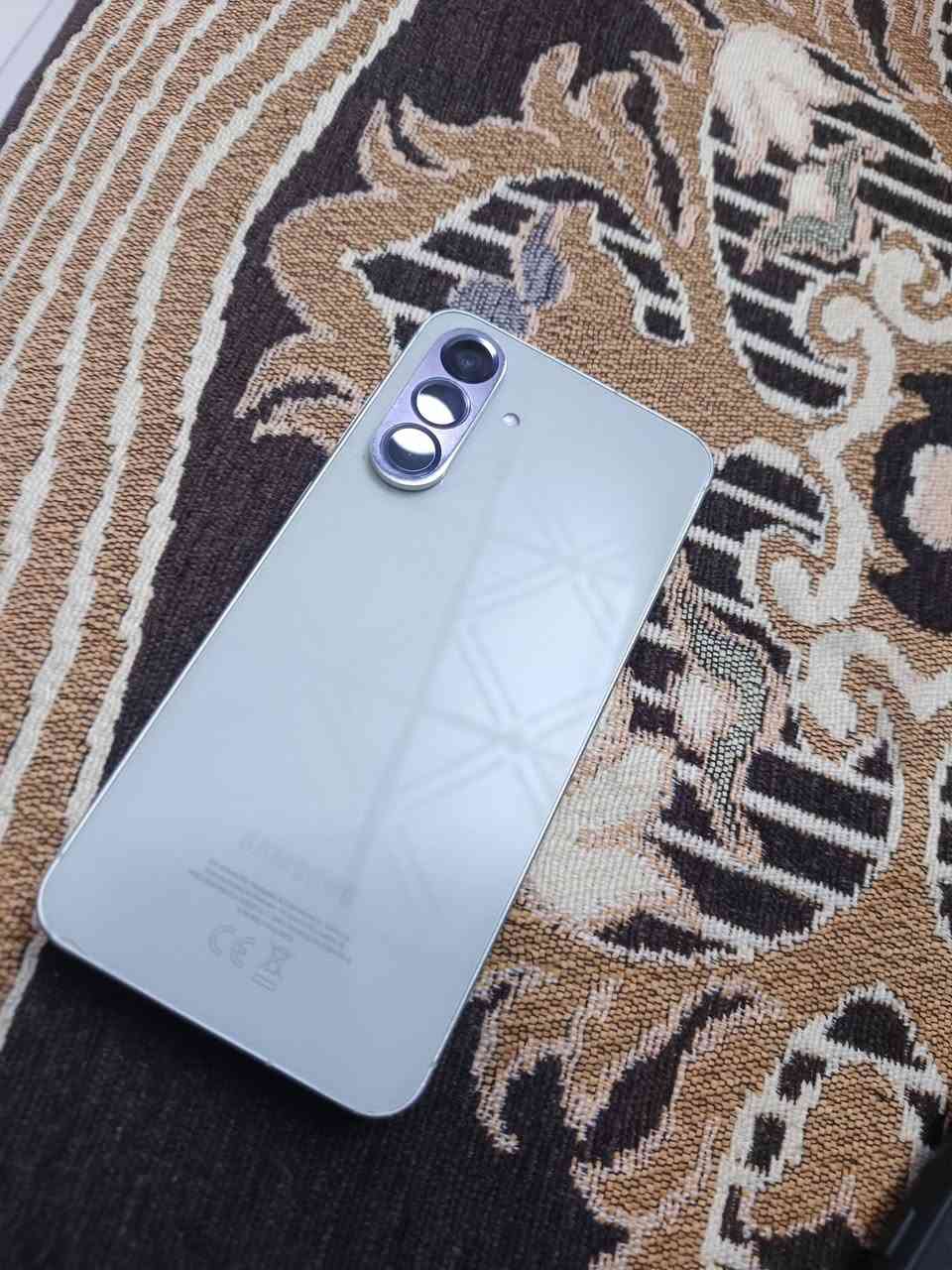 السلام عليكم 
متوفر samsung A56
ذاكره 256
Ram12
نضيف مكفول السعر550
***********
