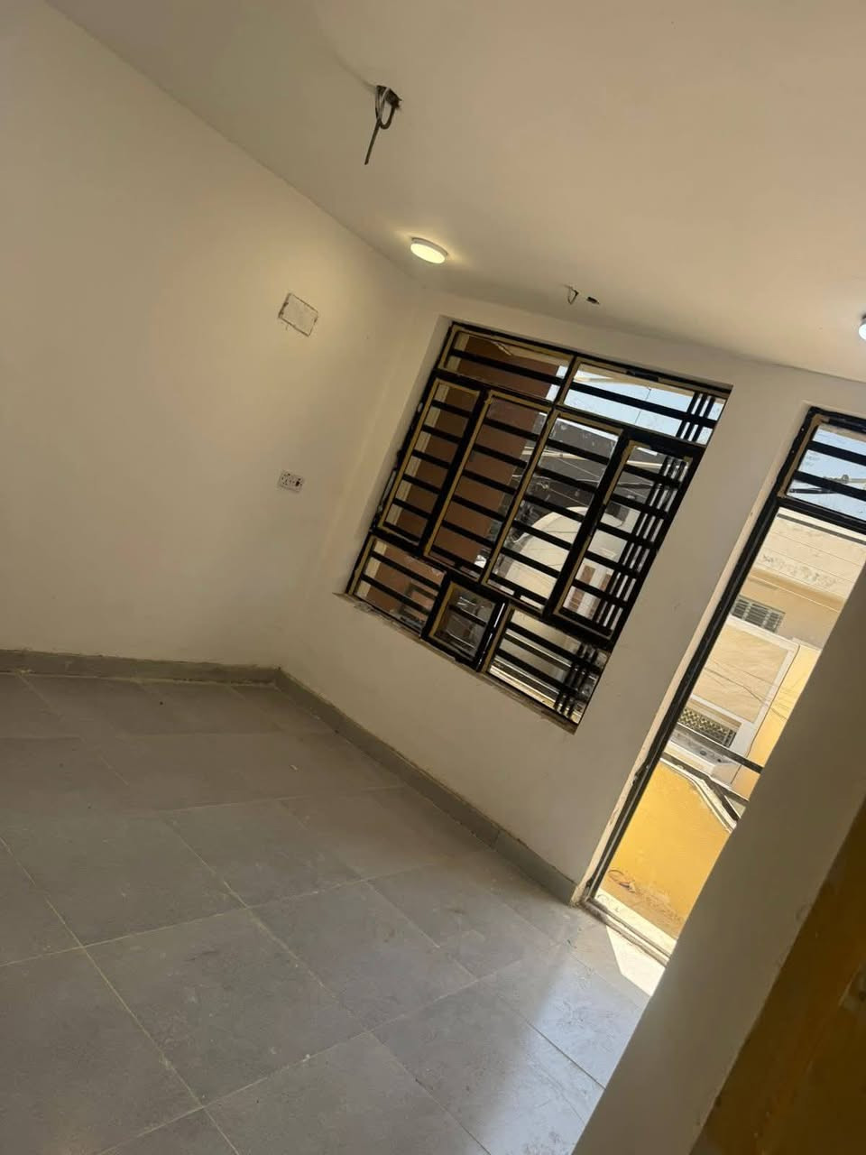 صباغ عام داخل وخارج ***********
