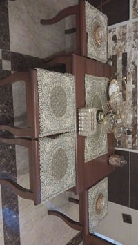 طبلات • طاولة جانبية • للبيع