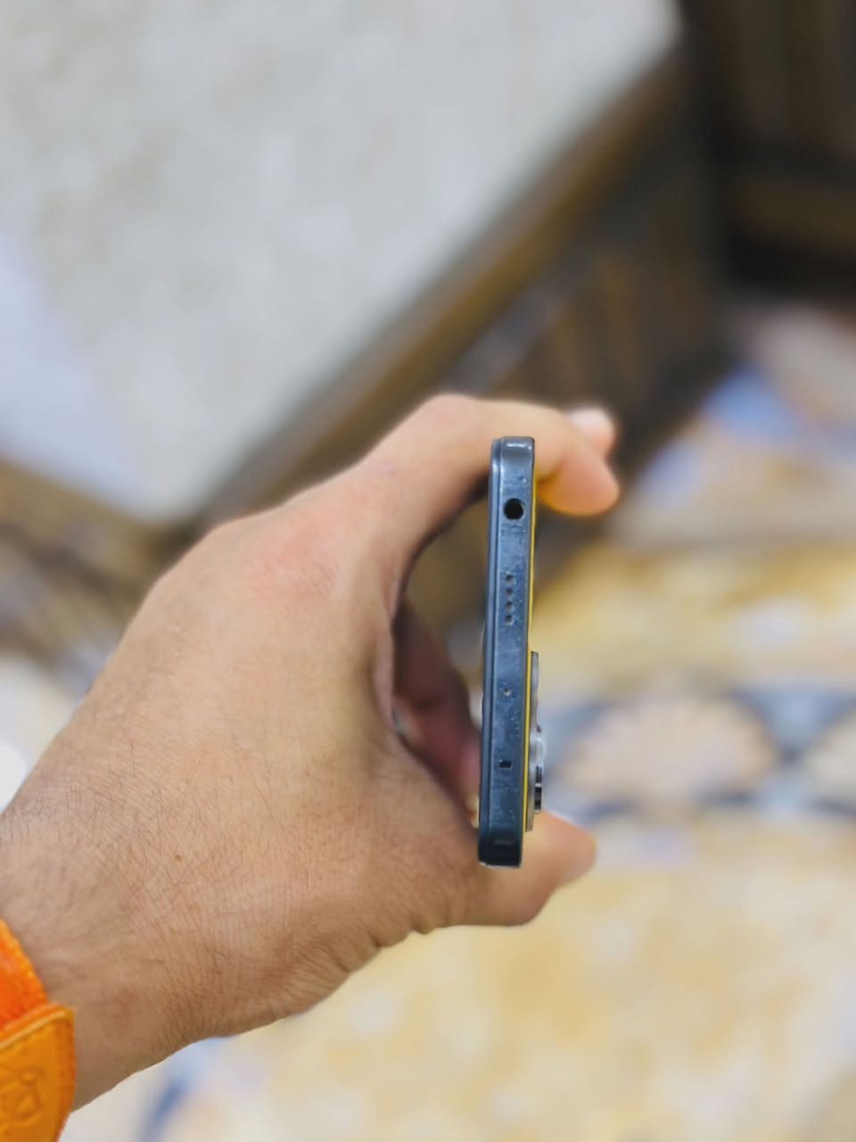 جهاز POCO X5 PRO 5G
جهاز مادخل تصليح 

جهاز بعده جديد 

جهاز كامل ملحقاته  مراوس ايفون 11 عادي او برو ماكس

مكان الرمادي سجاريه

781 436 7874


**إذا كنت صاحب هذا الإعلان وتريد حذفه لأي سبب، رجاءا أرسل رسالة إلى الدعم الفني**